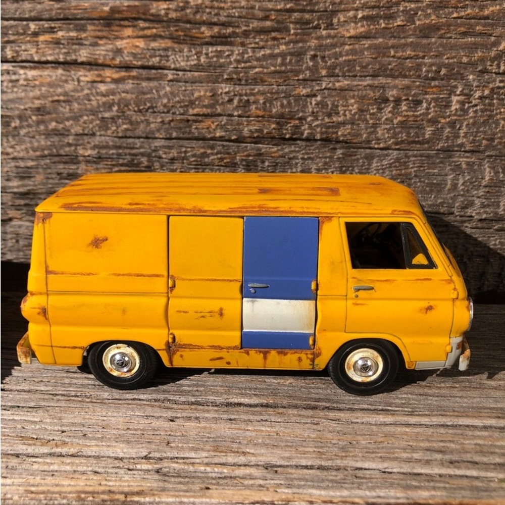 Patina Finished Dodge A100 Van Hippy panel Van 1964 Liberty Classics coin bank💛 - Picture 5 of 11